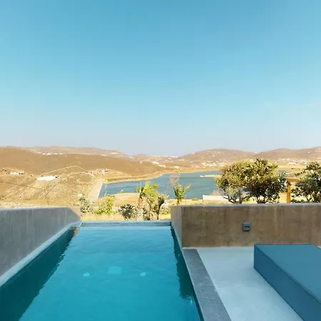 Hotell Panormos Bay Luxury