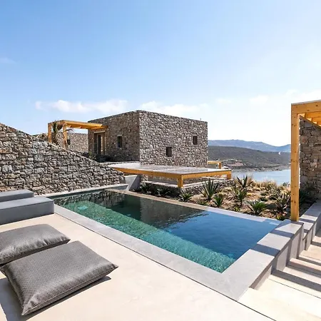 The Mykonist Panormos Exclusive & Otel *