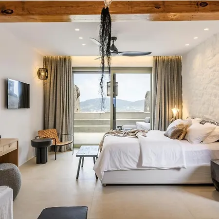 Szálloda Panormos Bay Luxury