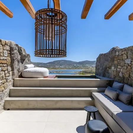 The Mykonist Panormos Exclusive & Otel Panormos (Mykonos)